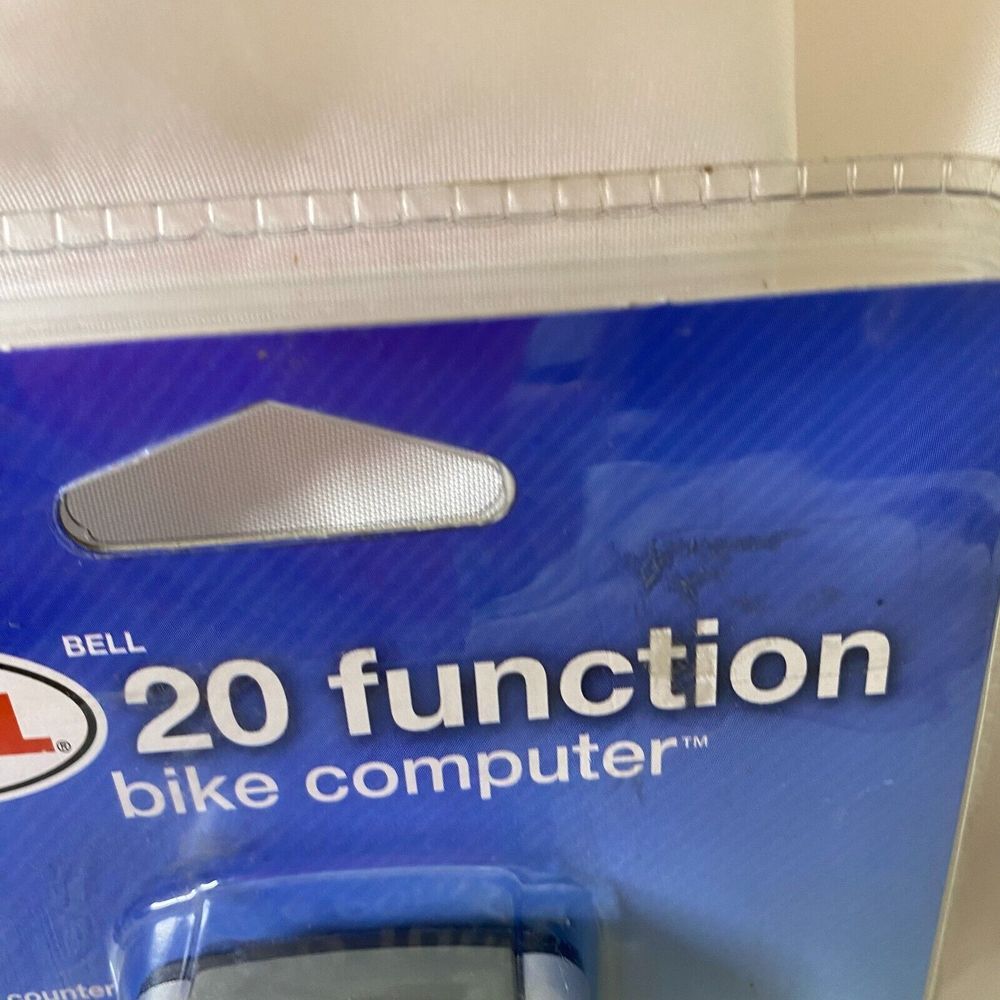 Bell 20 Function Gray/Silver Calorie Counter & Backlit Screen Bike Computer New - Picture 3 of 6